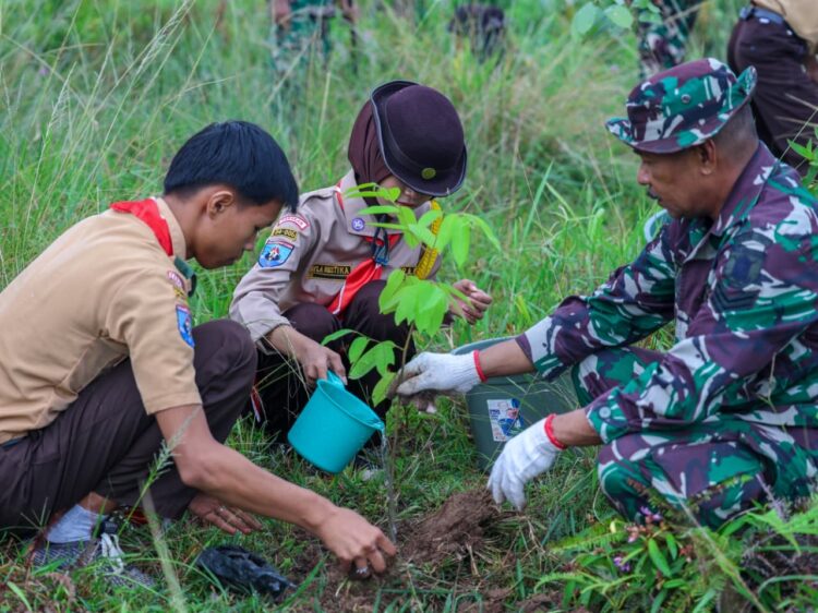 Kodim 0907/Tarakan Tanam Pohon, Wujudkan Kepedulian Lingkungan di Juata Permai