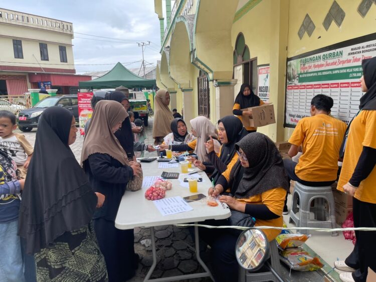 Gerakan Pangan Murah Keliling Sasar Karang Anyar Pantai