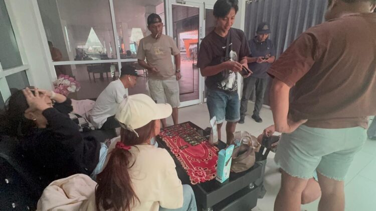 Polda Kaltara Amankan Dua Perempuan Terkait Dugaan Peredaran Etomidate yang Dibawah Dari Tawau Malaysia
