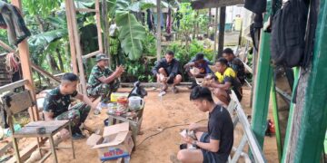 Satgas TMMD Ke-130 Kodim Tarakan Pererat Kebersamaan dengan Warga Lewat Makan Siang Bersama