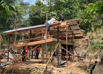 TMMD Ke-130 Kodim Tarakan Lanjutkan Pembangunan Rumah Cristina Bueharin