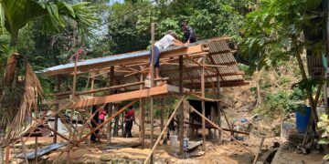 TMMD Ke-130 Kodim Tarakan Lanjutkan Pembangunan Rumah Cristina Bueharin