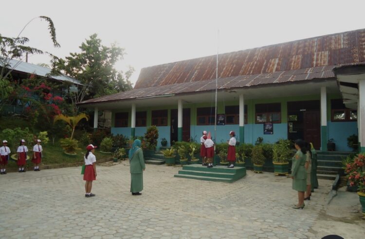 Rehabilitasi SD 037 Gunung Bata Sasar Atap hingga Struktur Bangunan