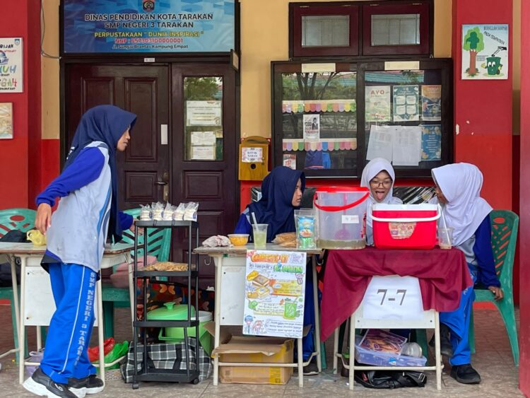 HUT Ke-44 SMP Negeri 3 Tarakan Libatkan UMKM, Dorong Perputaran Ekonomi Masyarakat