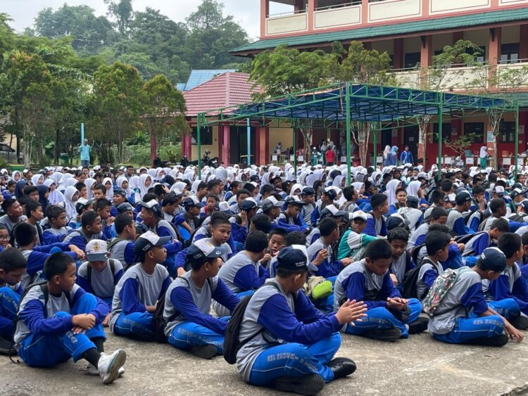 Puncak HUT Ke-44 SMP Negeri 3 Tarakan, Libatkan Alumni hingga Masyarakat Sekitar